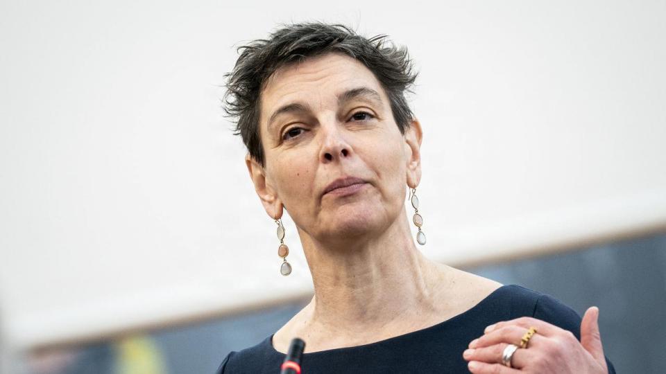 En ny undersøgelse fra Djøf viser, at mange ledere ikke føler sig godt nok rustet til at arbejde strategisk med AI, skriver Sara Vergo.