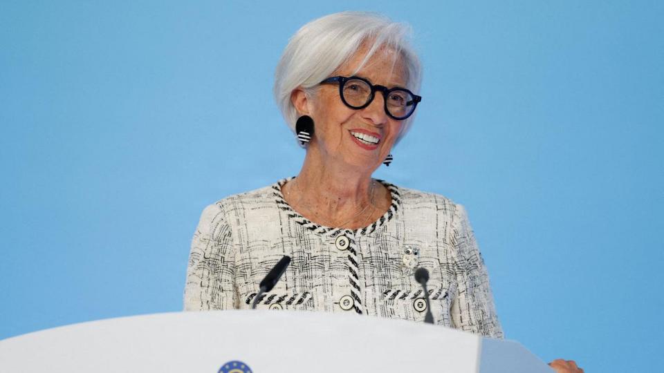 Til januar næste år udkommer ECB-chef Christine Lagardes memoir “Lady First”. Bogen kommer, mens der igen spekuleres i, om hun forlader sin post før embedsperiodens udløb i oktober 2027.