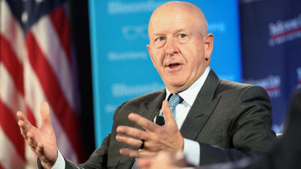 David Solomon, der er adm. direktør i Goldman Sachs, kunne torsdag præsentere en tocifret vækst i storbankens overskud for fjerde kvartal.