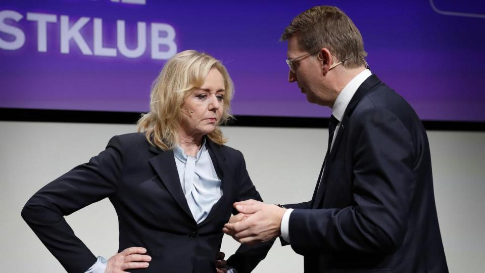 Det Konservative Folkepartis partileder Mona Juul (K) og Venstres formand Troels Lund Poulsen (V).
