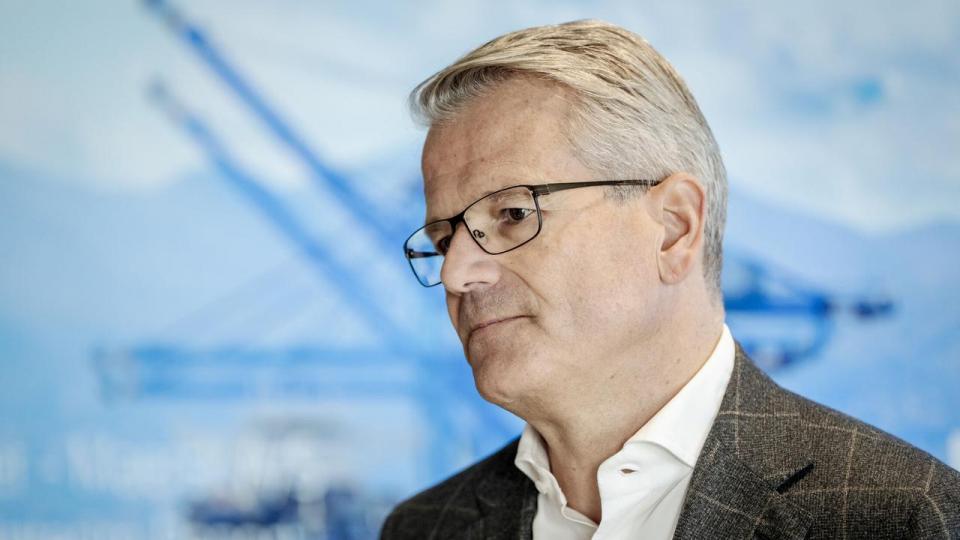 Mærsks topchef, Vincent Clerc, og andre ledende medarbejdere vil fremover ikke blive målt på fremskridt inden for bæredygtighedsområdet, når der skal uddeles vederlag.