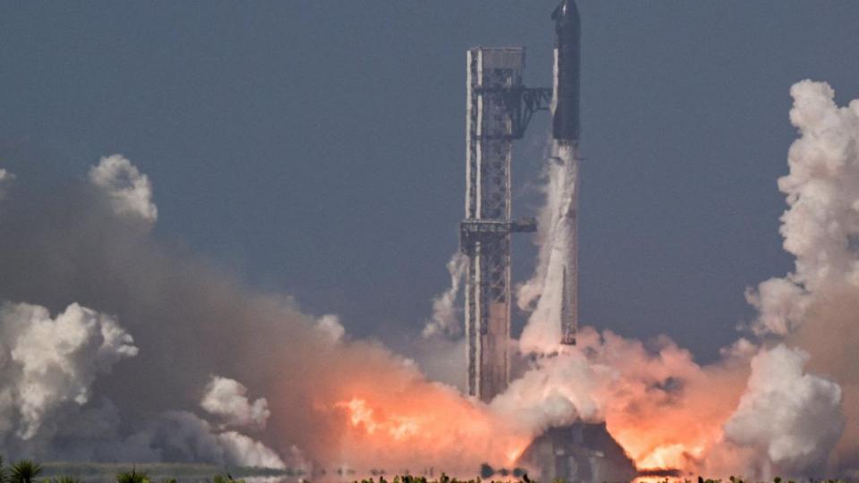 Investorer er for alvor begyndt at købe op i rumaktier i år, hvor Space X nærmer sig en børsnotering. 