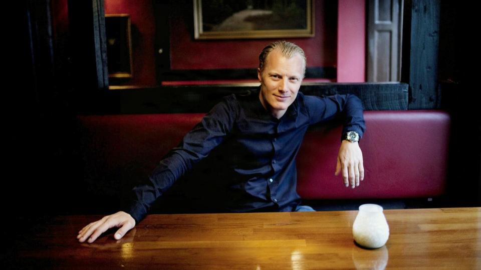 Barkongen Adam Falbert er stifter af Rekom, som han stadig er en del af som bestyrelsesmedlem og aktionær.