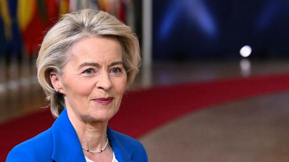 Det var meningen, at EU-Kommissionens formand, skulle underskrive den såkaldte Mercosur-aftale lørdag. Det har Frankrig sat en stopper for torsdag aften.