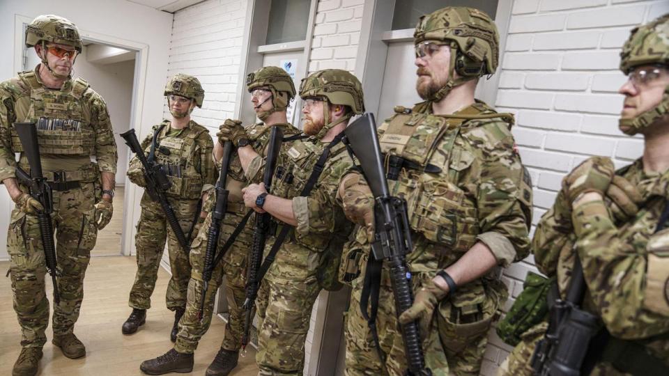 Varde Kommune har fået afslag på at give ansatte med militær baggrund fri med løn for at indgå i øvelser, der skal, styrke landets totalberedskab.