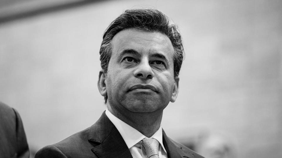 FDA-chef Marty Makary reagerer tilsyneladende på nyheden om, at virksomheden Hims & Hers vil lancere en efterligning af Novo Nordisks vægttabspille.