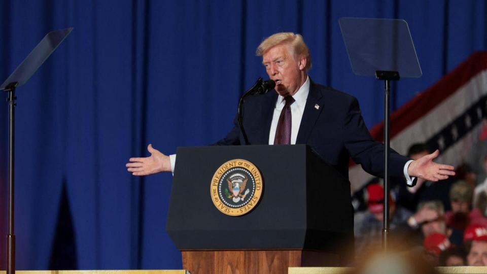 Donald Trump har rettet det ene angreb efter det andet mod havvindindustrien i USA.