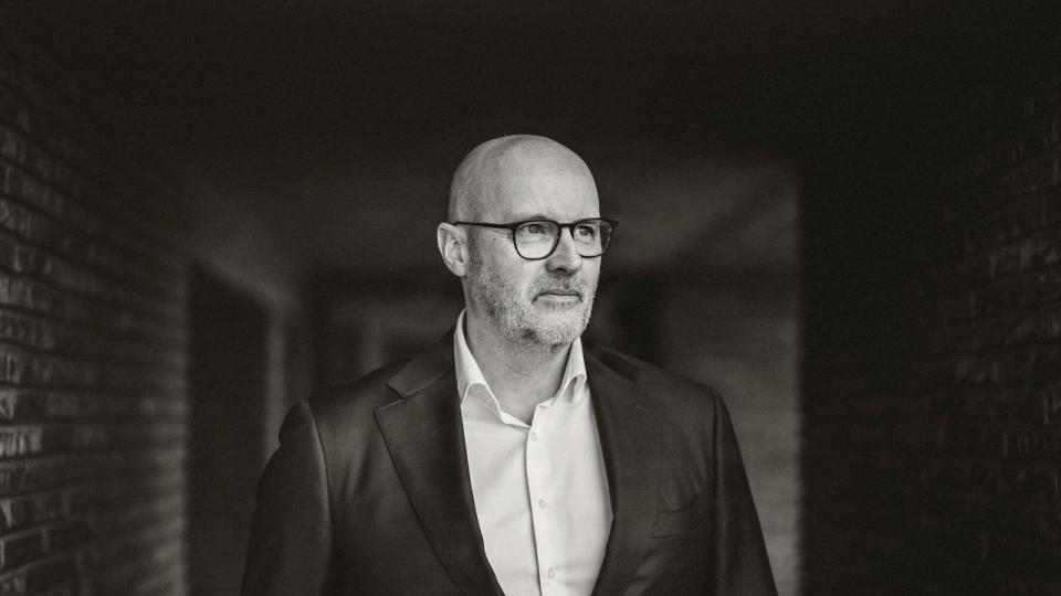 Lars Mørch, ordførende direktør for Jyske Bank, i Jyske Banks domicil Glaskuben i København. En bygning, de har overtaget fra konkurrenten Nykredit.