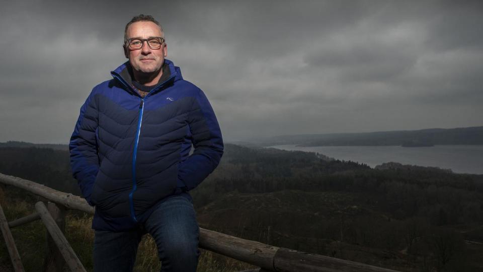 Peter Ingemann har kørt elbil siden 2014 og fået solceller på både hus og sommerhus.