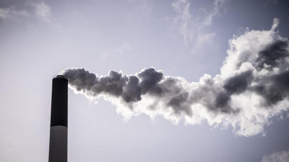 Røgudledning fra industrien er blandt de kilder, hvor CO2-fangst kan bidrage til at reducere Danmarks udledninger og nå klimamålene frem mod 2030.