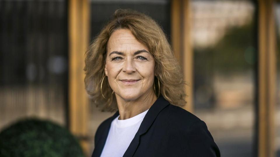 “Fra Dansk Erhverv er opfordringen klar: Lad nu være med at haste så komplekst et lovforslag igennem,” skriver Pernille Knudsen.