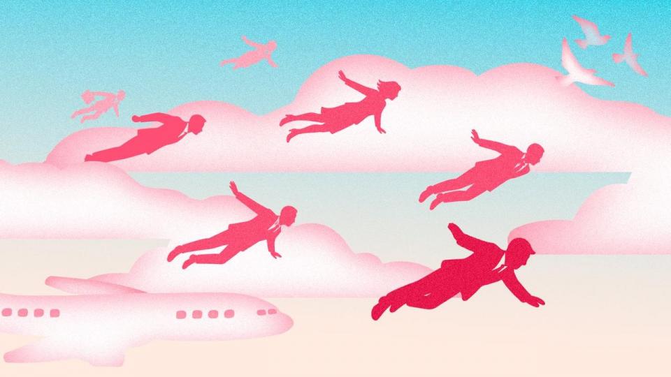 Juli og august er højsæson for turismen i Danmark, særligt København, hvor folk fra hele verden kommer for at opleve attraktionerne rundt om i byen.