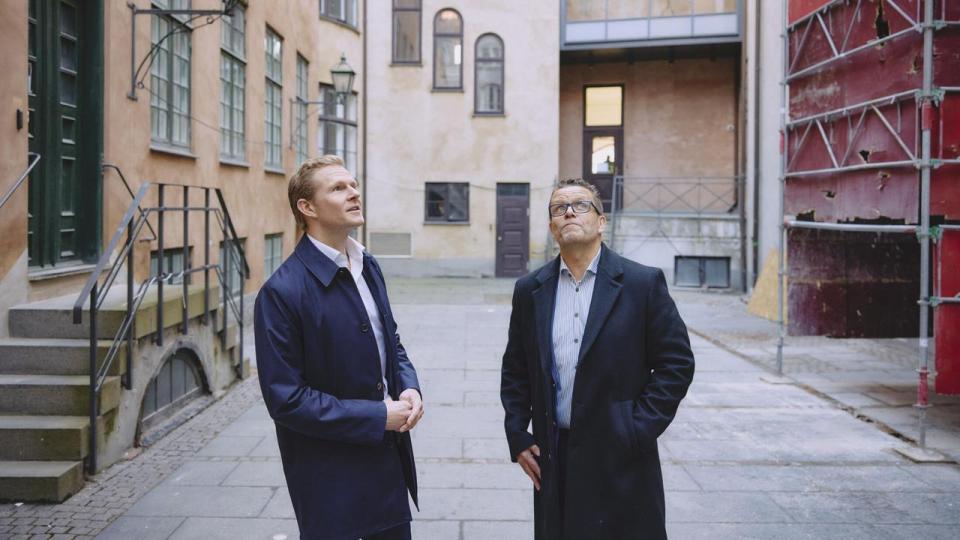 Thylander og NCC bygger Danske Banks gamle hovedkvarter om til hotel og kontorer. Lars Scheibel, adm. direktør i NCC Danmark (t.h.) samt adm. direktør Bjarke Mikkelsen fra Thylander. Billedet er taget i Laksegade.