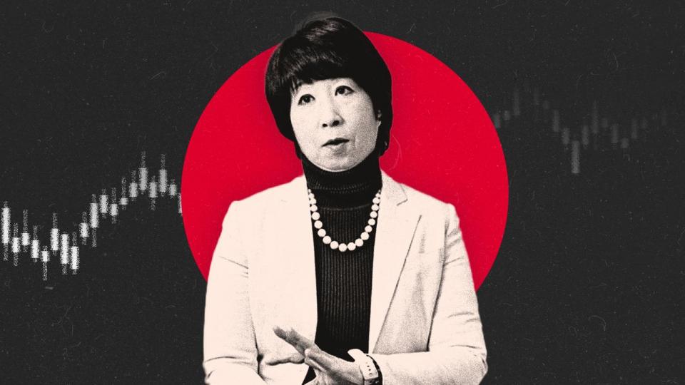 Sayuri Shirai er én af Japans førende økonomer og professor ved Keio University. Hun har tidligere været medlem af Bank of Japans rentekomité. 