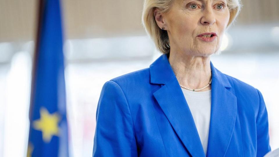 Sammen med Nato styrker vi vores kollektive afskrækkelse og forsvar. Og vi øger presset på Rusland, lyder det fra EU-Kommissionens formand, Ursula von der Leyen. 