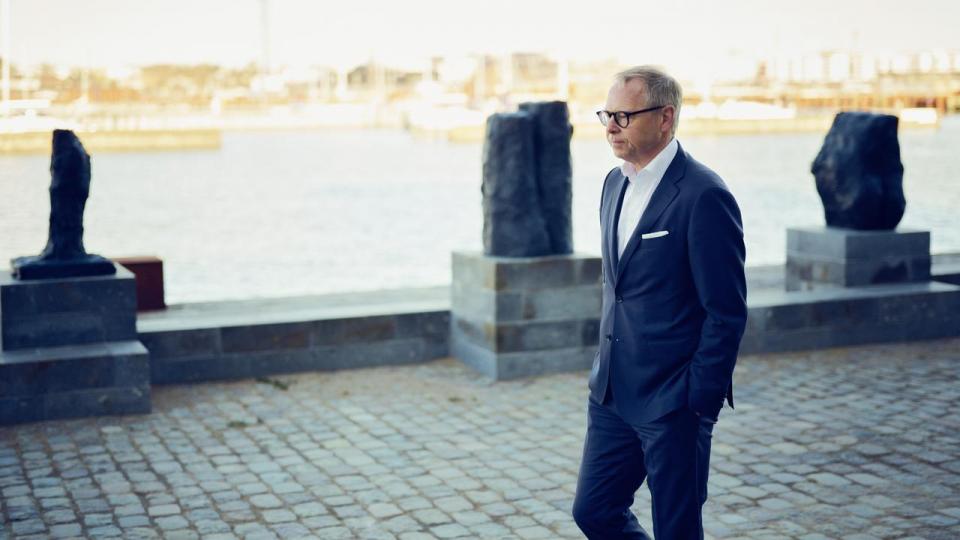 Nykredits adm. direktør, Michael Rasmussen, har været formand for bankernes fælles organisation, Finans Danmark, i otte år. Men fredag valgte han selv at trække sig på grund af en dyb uenighed med organisationens største medlemmer.
