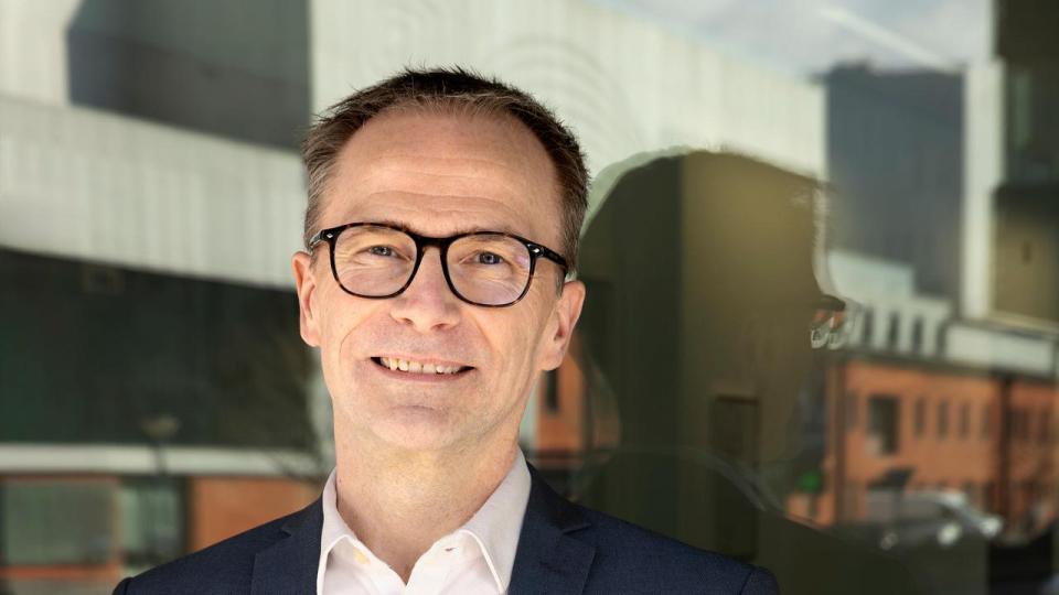 Mads Smith Hansen rykker et skridt op i Sampension og bliver ny adm. direktør.