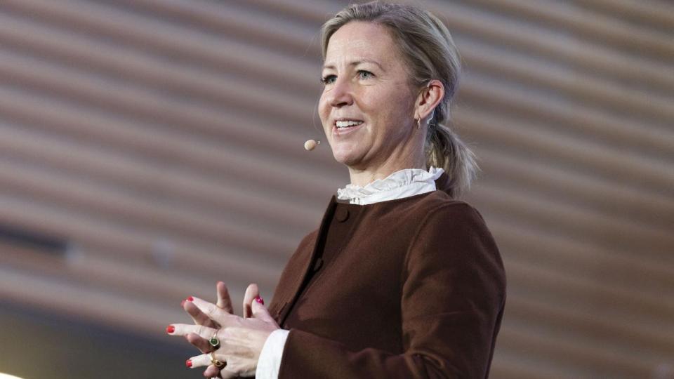 Adm. direktør i Ambu, Britt Meelby Jensen, sætter ord på selskabets transformation og de nye højere vækstambitioner.