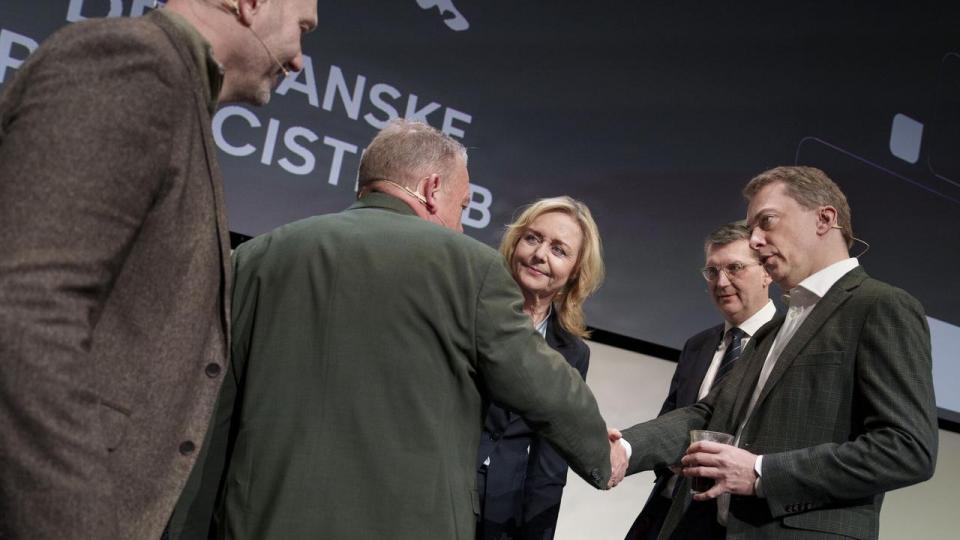 Allerede dagen efter valget så det svært ud at samle et blåt flertal om Venstre-formand Troels Lund Poulsen. Det er ikke blevet nemmere af, at to partier har ekskluderet nyvalgte medlemmer.