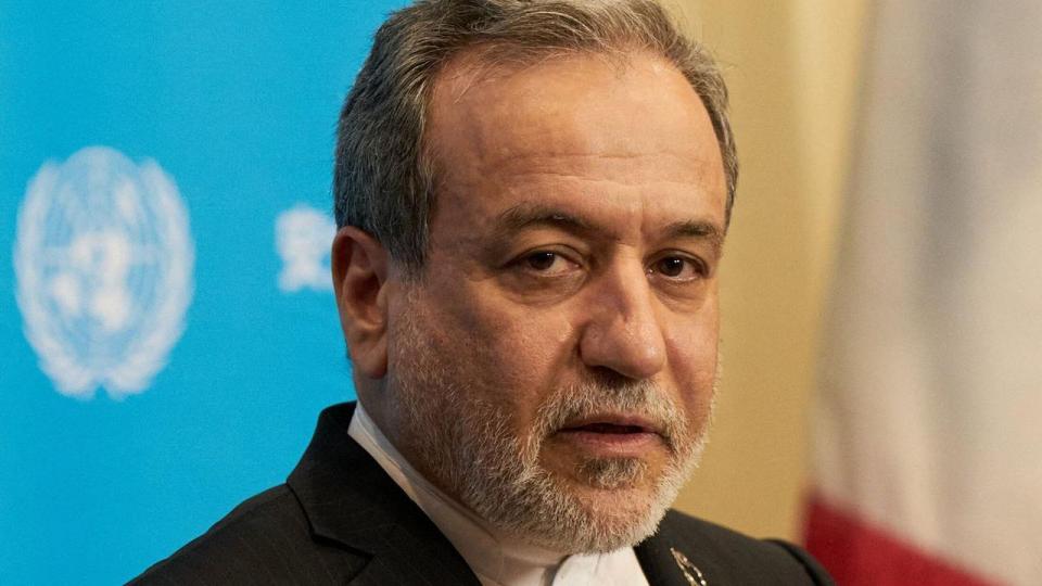 Hvis Israel og USA angriber igen, "så ved de, at de ikke opnår et andet resultat, end de har gjort i fortiden", siger Irans udenrigsminister, Abbas Araqchi.