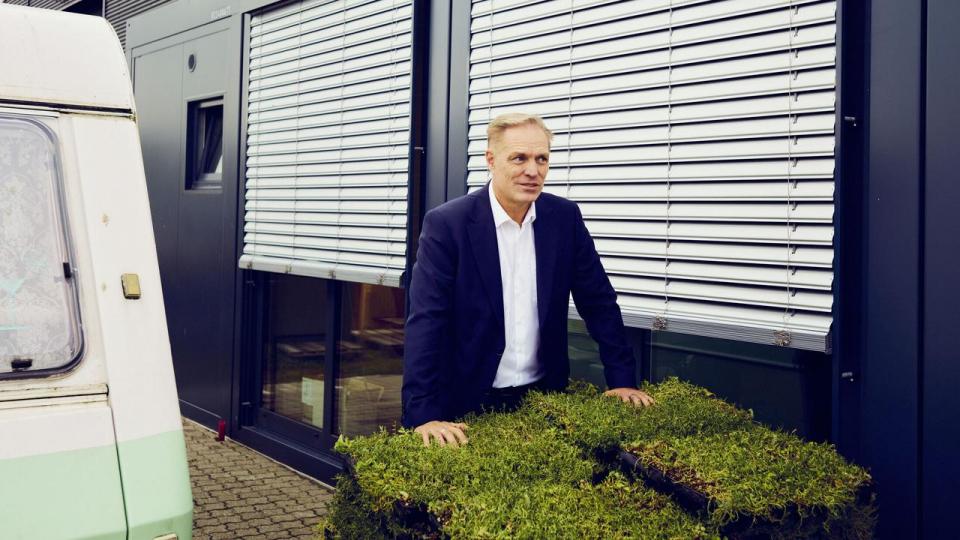 Dan Lauritzen står som topchef i spidsen for Mendole, der onsdag rammer aktiemarkedet. 