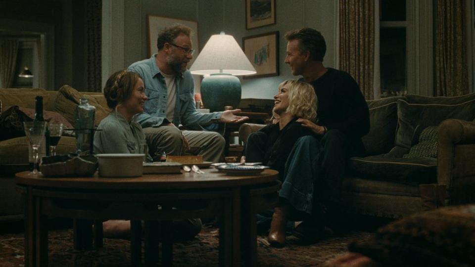 To par i intime samtaler i “The Invite”. Som publikum bliver man klogere på sit eget parforhold, når man nyder de mange velformulerede sætninger fra Seth Rogen, Edward Norton, Penélope Cruz og Olivia Wilde.