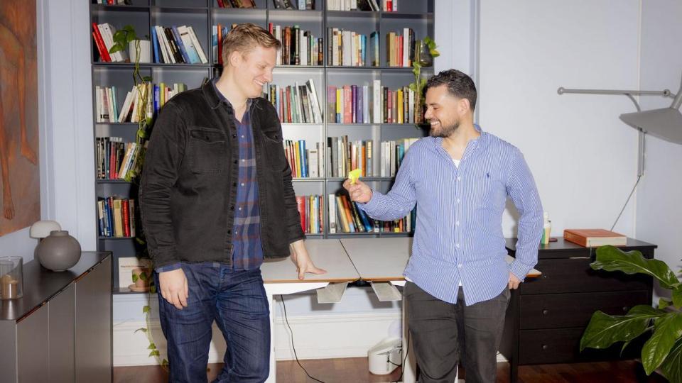 At overvære kritikken af elbranchen fik stiftere og direktørerne i Float, Jens Brandt Nellegaard (t.v.) og Victor Richter Grabow (t.h.), til at ændre kurs i virksomheden til at blive et elselskab frem for kun at levere en app. 