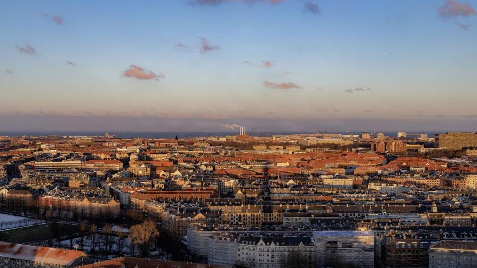 Finans Danmark ser et fald i antallet af lånetilbud til boliger i København, men ser i stigende boligaktivitet uden for hovedstaden.
