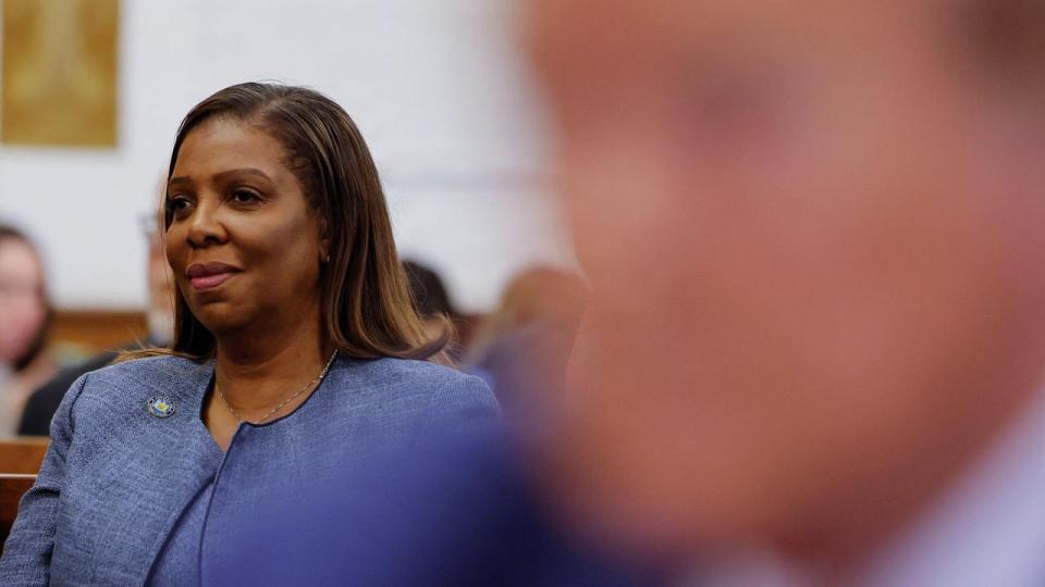 New Yorks justitsminister, Letitia James, ved et retsmøde i 2024.