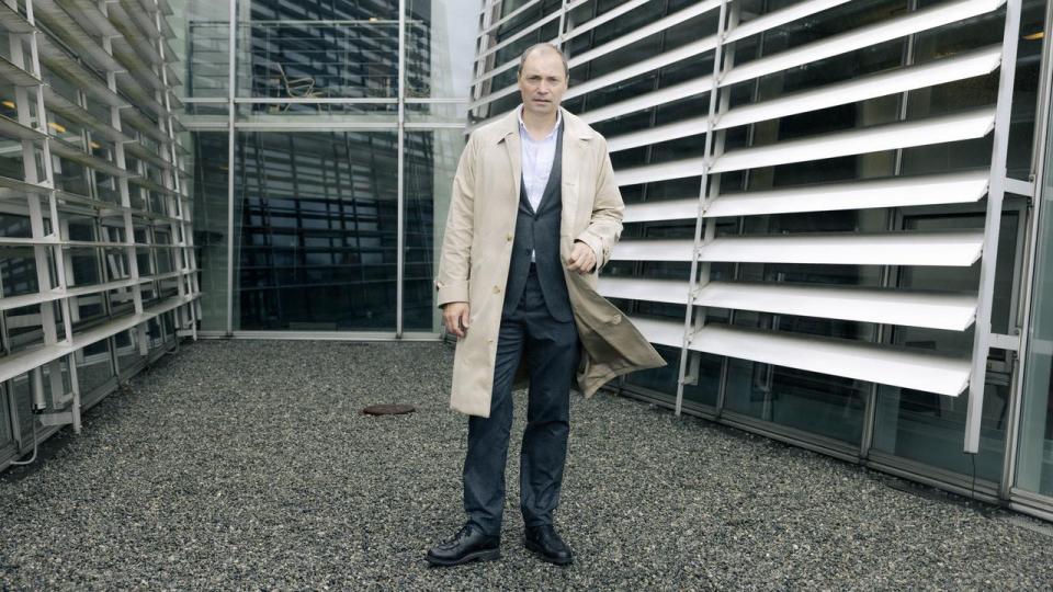 Tommy Ahlers har skruet kraftigt ned for sine investeringer, mens han i en periode bruger op mod 80 pct. af sin tid på formandsposten i Energinet.