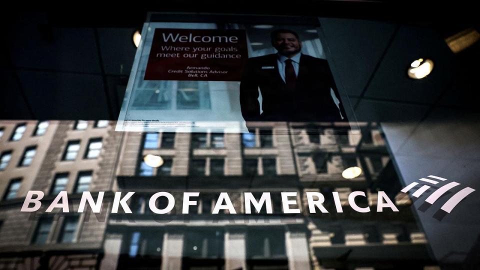 Bank of America skal betale otte milliarder kroner i bøder, da banken ifølge USA's ministerium har overtrådt lovgivning om bekæmpelse af hvidvaskning af penge.