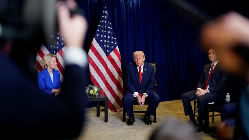 Europa-Kommissionens formand, Ursula von der Leyen, sammen med USA’s præsident Donald Trump i forbindelse med FN’s 80. generalforsamling i New York City tilbage i september.