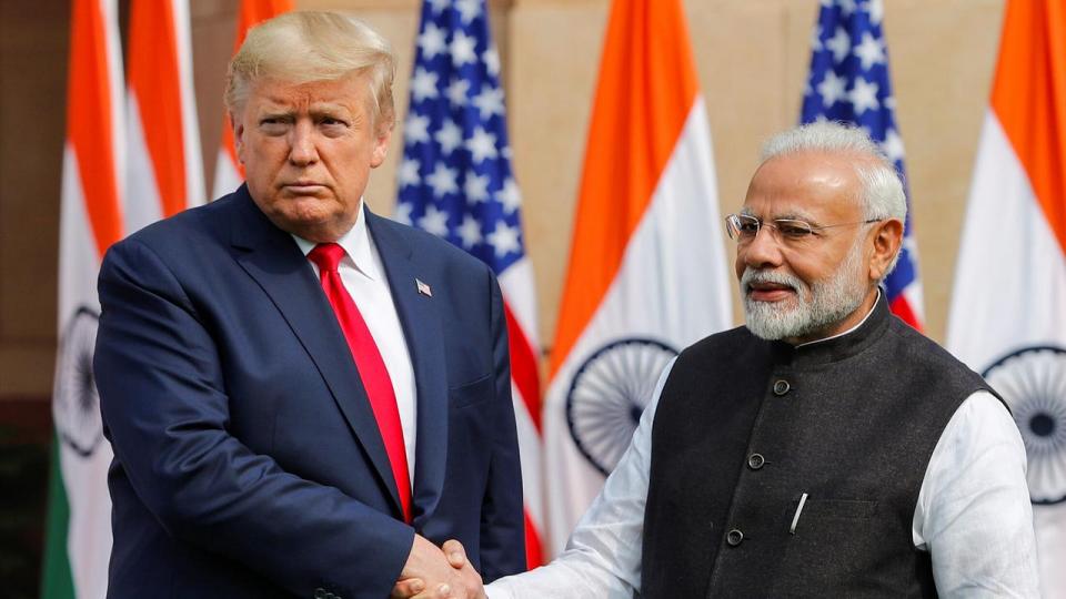 USA’s præsident, Donald Trump, og Indiens premierminister, Narendra Modi, har indgået en handelsaftale, hvor USA sænker tolden på indiske varer fra 25 pct. til 18 pct., og hvor Indien stopper med at købe russisk olie.