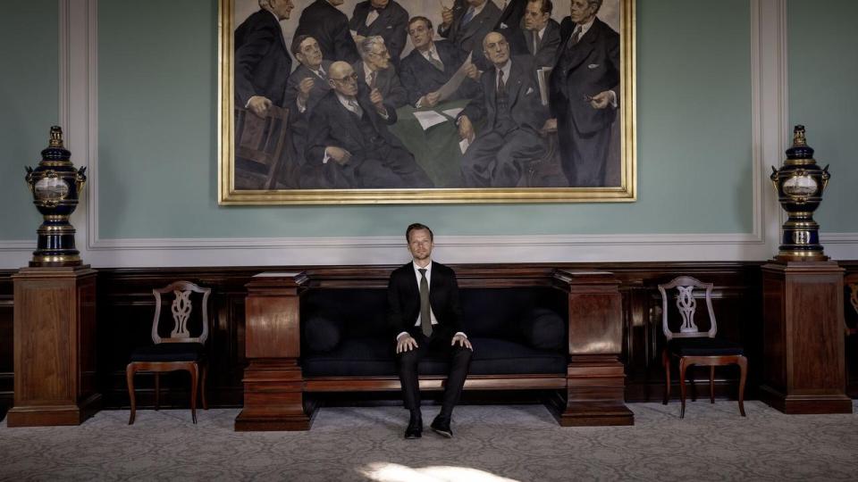 Finansminister Peter Hummelgaard (S) har udskudt offentliggørelsen af det fulde finanslovsforslag til Folketingets åbning i oktober.
