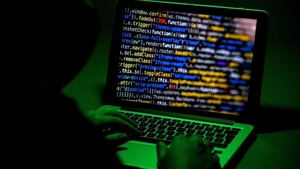 Tirsdag meddelte Styrelsen for Samfundssikkerhed, at CPR-nummeret ikke længere kan benyttes til at identificere en borger, og derfor blev virksomheder opfordret til at finde andre metoder til at identificere personer.