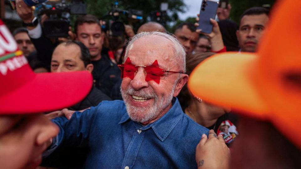 Lula ender med at være en af verdens længstsiddende demokratisk valgte præsidenter.