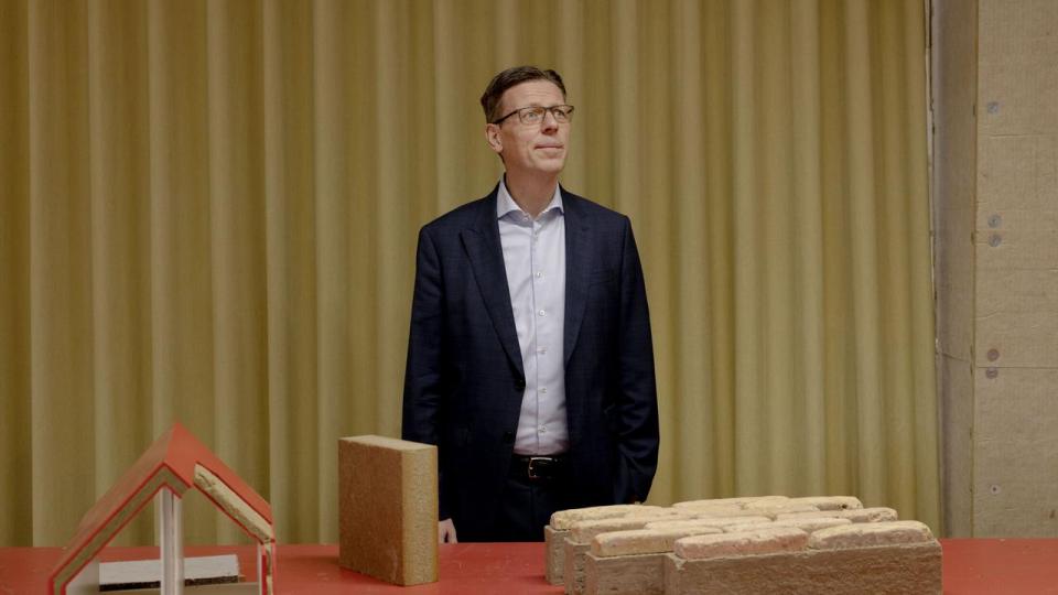 Jes Munk Hansen, adm. direktør i Rockwool, har både dansk og amerikansk statsborgerskab, og kan i det netop offentliggjorte kvartalsregnskab konstatere. at udviklingen i USA på det seneste er vendt til det bedre.
