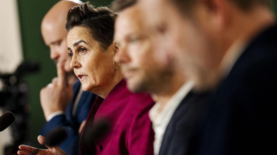 Det næsten ondskabsfuldt, da skatteminister Jacob Engel-Schmidt (M) ved finanslovsfremlæggelsen takkede folkesocialisterne at være føjelig og klar til at sænke selskabsskatten.