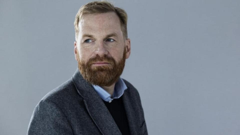 Samfundet har en klar interesse i, at flere studenter lykkes med en videregående uddannelse, og også dem, der ikke starter med de højeste karakterer, skriver Lars Bo Henriksen.