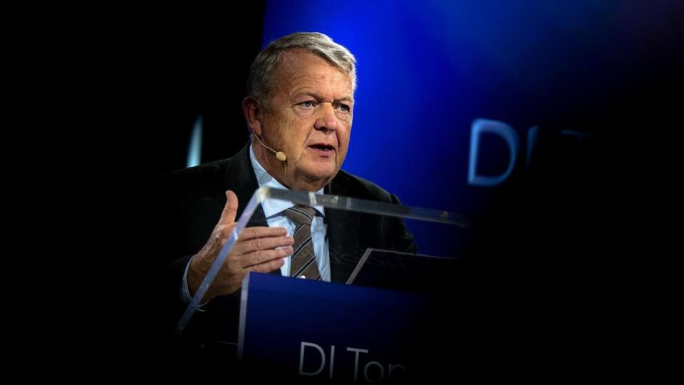 Ifølge udenrigsminister Lars Løkke Rasmussen (M) styrker aftalen sikkerheden i Grønland – med “respekt for Kongerigets røde linjer”.