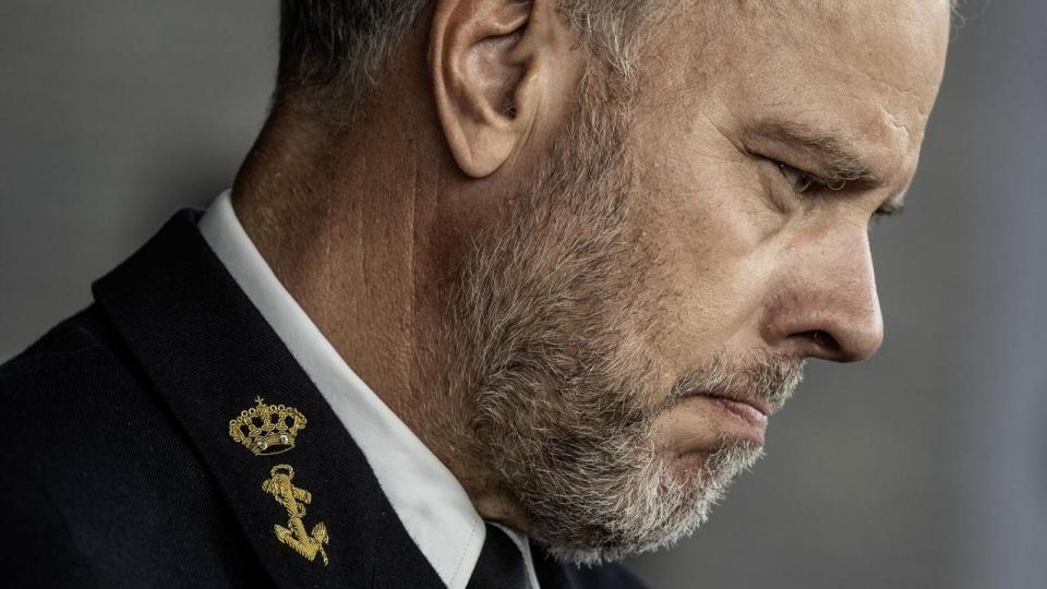Rob Bauer var indtil januar Natos øverste officer. Nu advarer han i kraftige vendinger om risikoen for stor krig. 