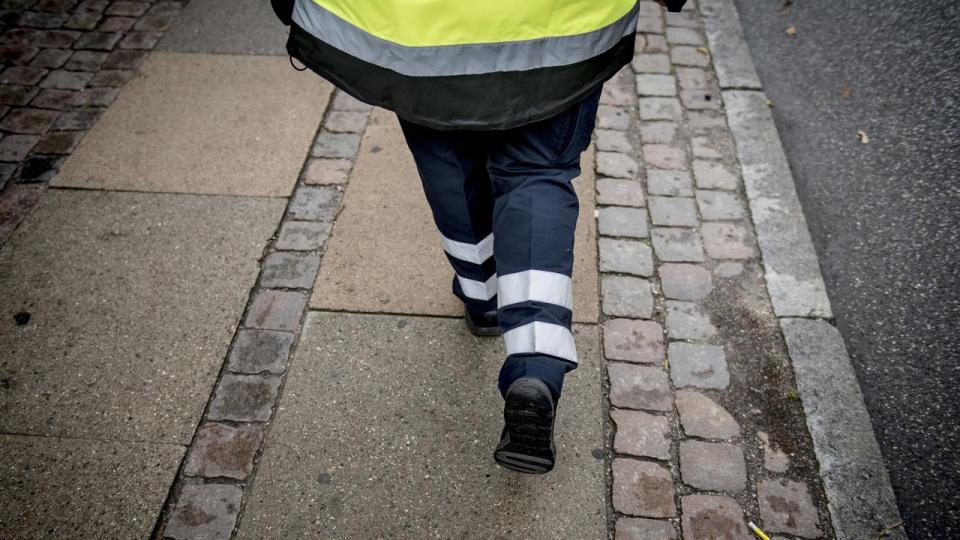 Nogle gange er det muligt at slippe med en advarsel fra parkeringsvagterne i Holbæk, selvom man har parkeret ulovligt.