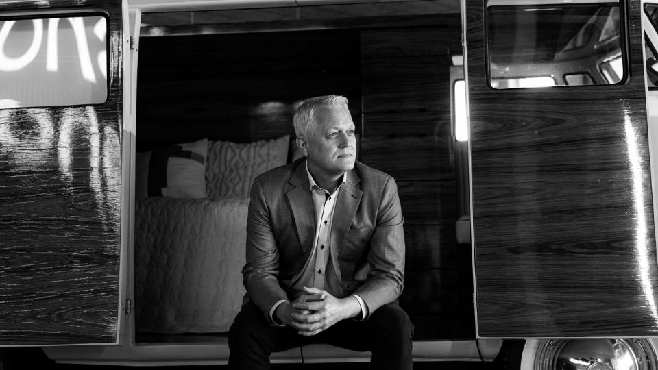 Driftsdirektør i Coolshop, John Møller, vurderer, at det nye digitale system til B2B-ordrer har taget ca. seks måneder at implementere.
