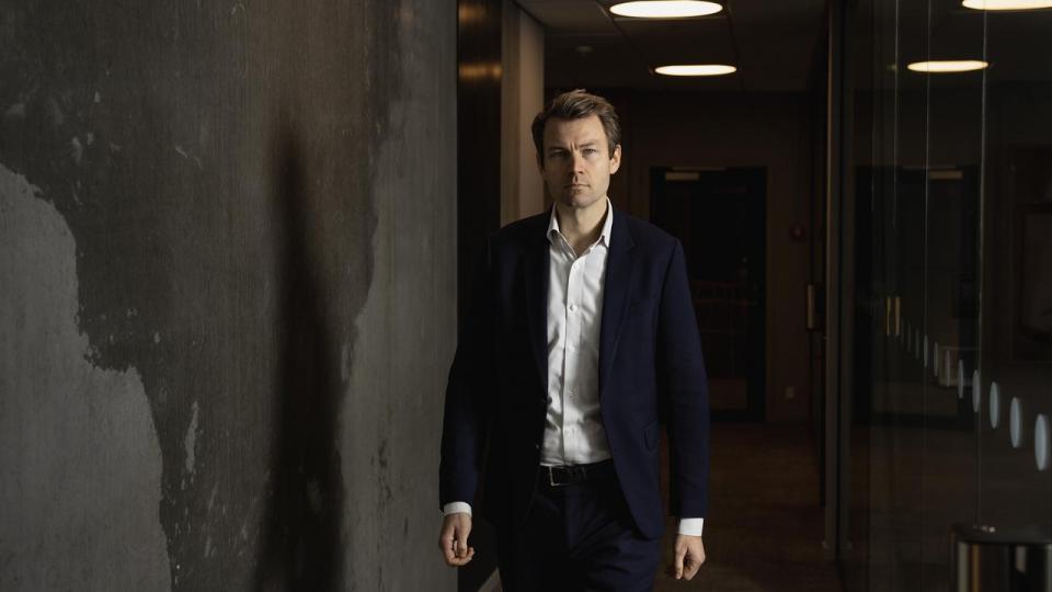 For bare et år siden blev Lasse Pilgaard udpeget som en af fremtidens topledere i dansk erhvervsliv. Nu er han kørt i stilling til topjobbet i fiberkæmpen Globalconnect.