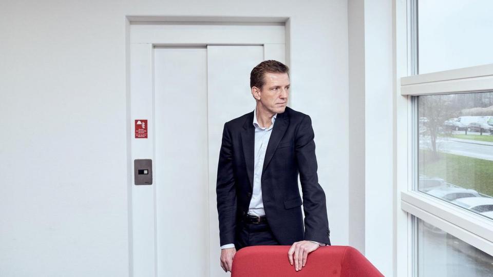 Kent Jensen på kontoret i Herlev, hvor Dansk Sundhedssikring holder til. Snart rykker han mod Ifs danske hovedkontor i Ballerup.