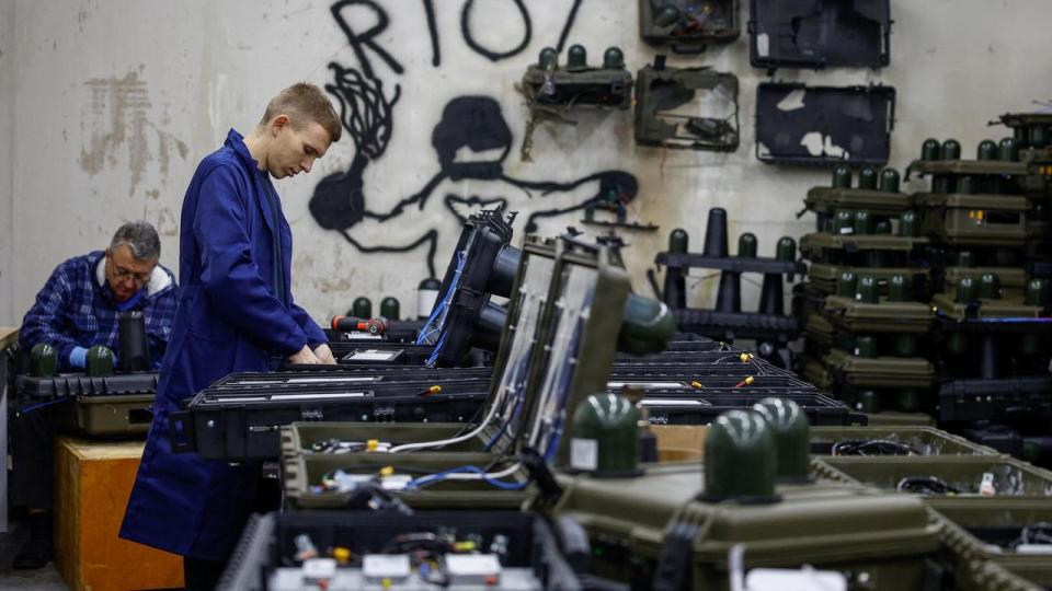 Produktionsdanmark kan tage ved lære af fronten i Ukraine. Siden 2022 er der skabt 1500 startups i forsvarsindustrien. De har erkendt, at hastighed er afgørende.