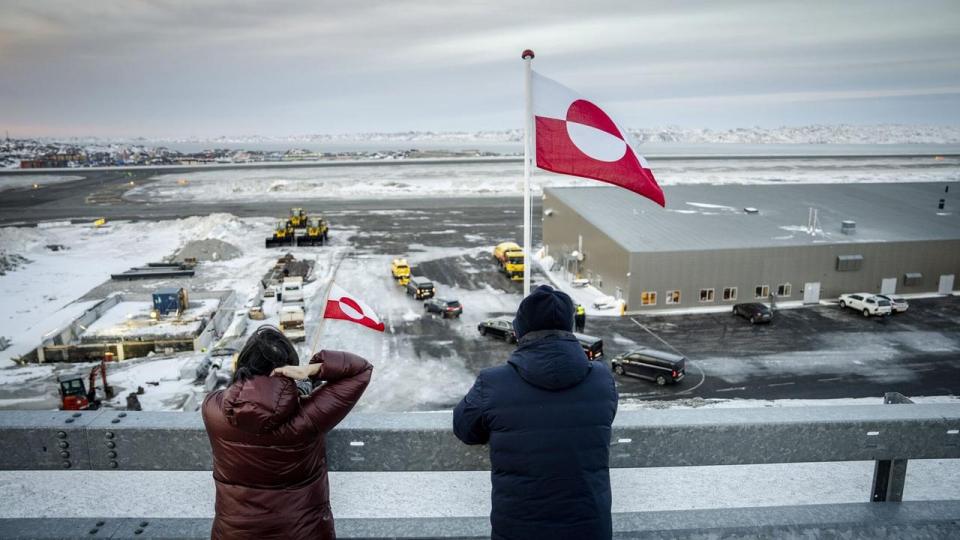 Usikkerhed er en dårlig partner for vækst, investeringer og jobskabelse. Både i Grønland, Danmark og i USA, pointerer indlæggets afsendere.