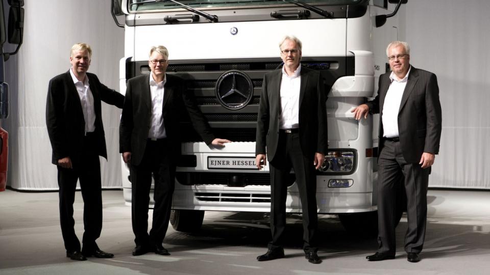 Ejner Hessel er ejet af fire jyske brødre, der har overtaget forretningen fra deres far. Fra venstre er det Peder Hessel, Bent Hessel, Steen Hessel og Bjarne Hessel.
PR-foto