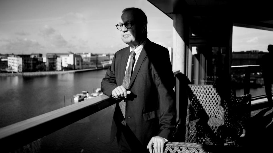 Lars Thuesen mener, at hvis man går ind til kernen af Finanstilsynets mange påbud til ham og hans bank, så må han jo være en forbryder. Arkivfoto: Sofia Busk