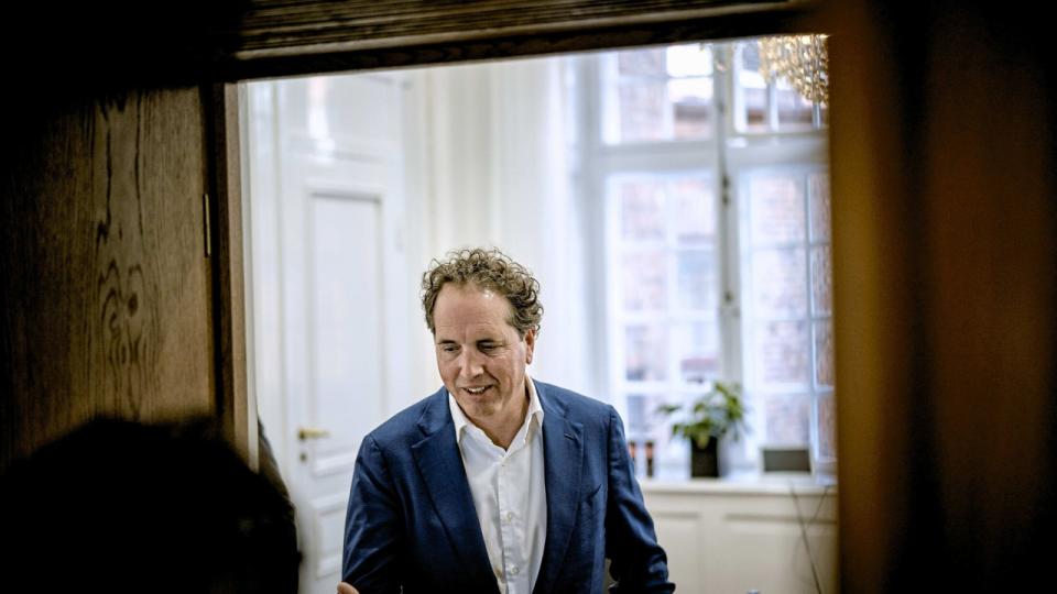 Danske Banks driftsdirektør, Frans Woelders, håber på, at indkøringen af kunstig intelligens i banken frem mod 2028 kan løfte produktiviteten med 15-20 pct. Arkivfoto: Steven Achiam